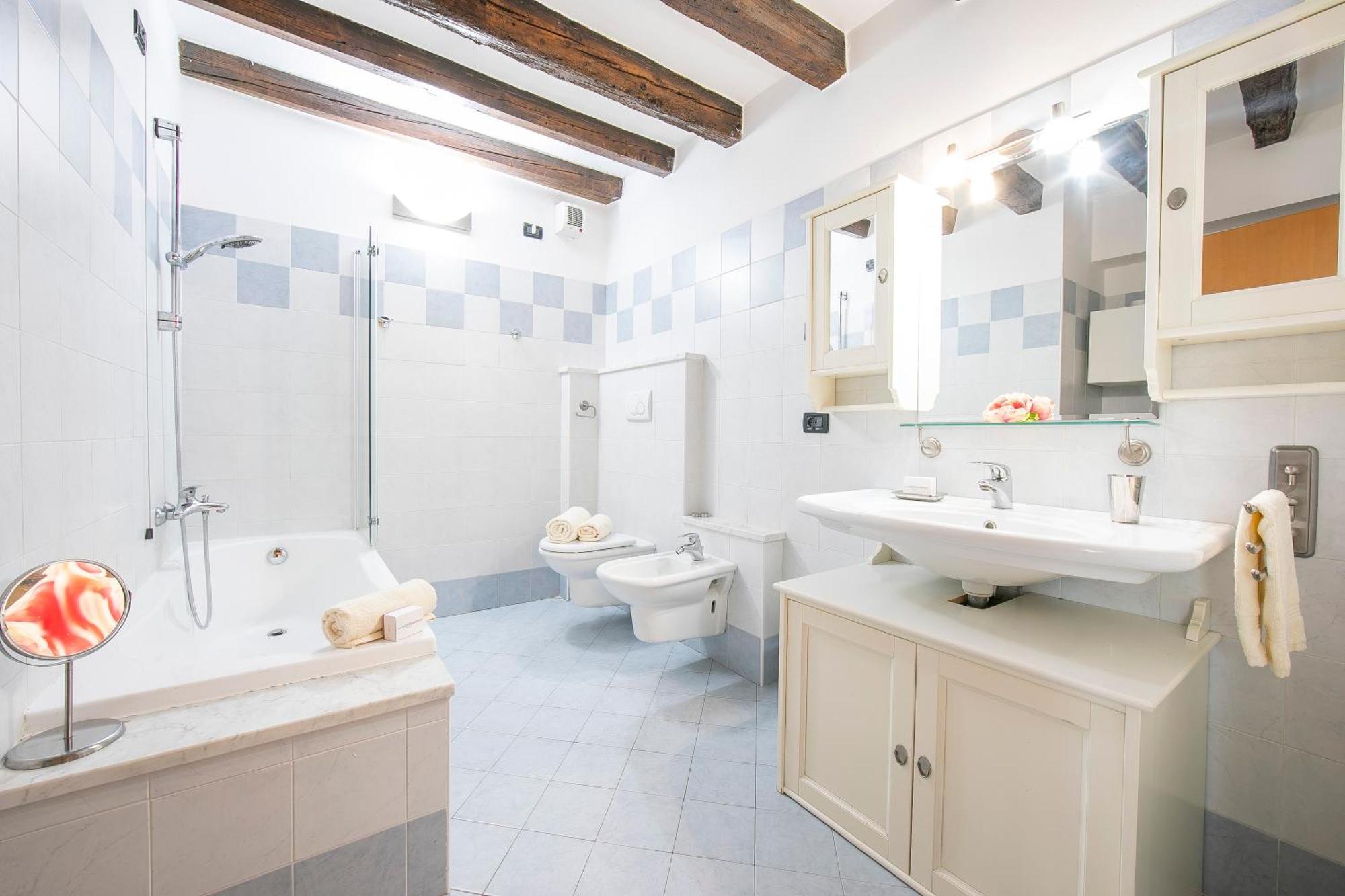 Casa Azzurra 150Mt From Lake - Happy Rentals Рива-дель-Гарда Экстерьер фото